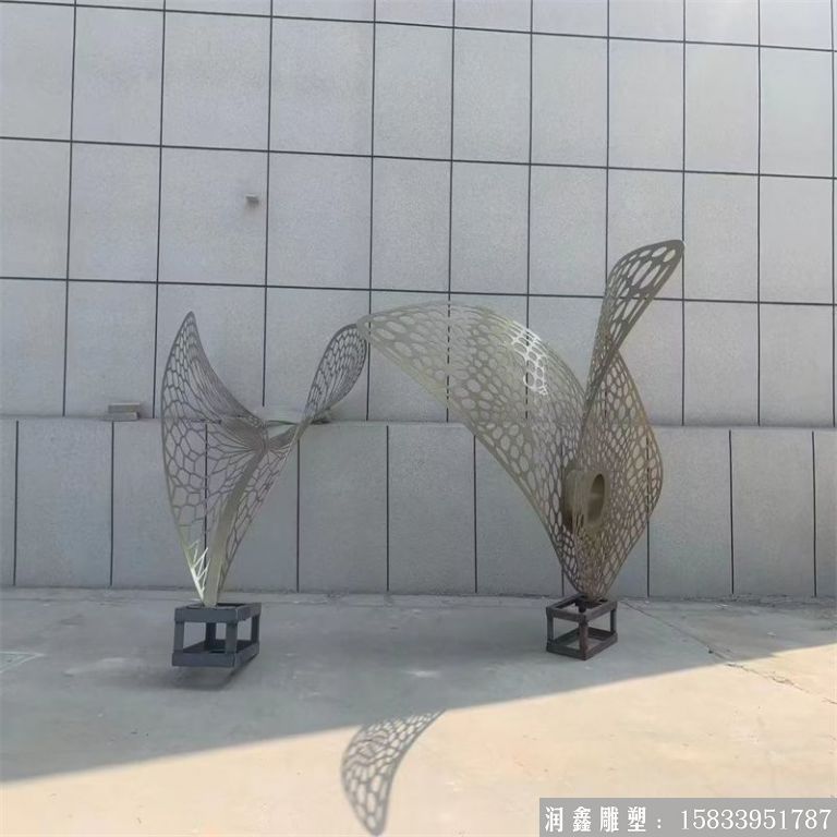 不锈钢异型镂空叶子雕塑 ，厂家定制